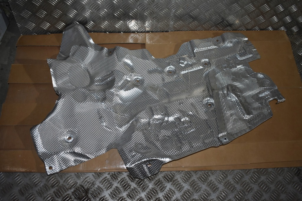 фото №1, Idealna защита тепловая mercedes w206 w214 x254 1