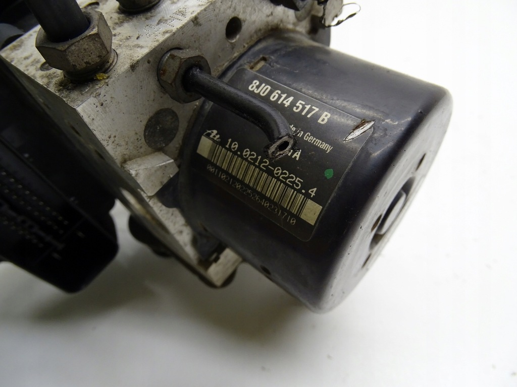 фото №8, Насос тормозная abs 8j0614517b audi tt 8j 2.0 tsi tfsi