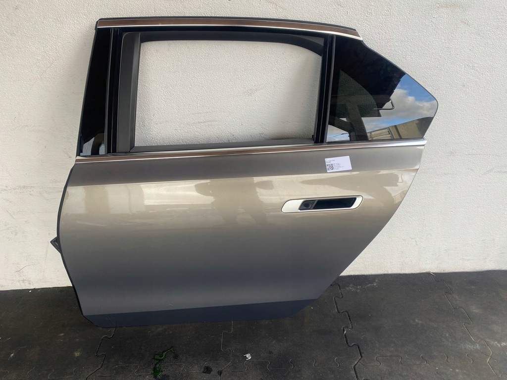 фото №1, Дверь левый задняя bmw 7 g70 цвет c4a