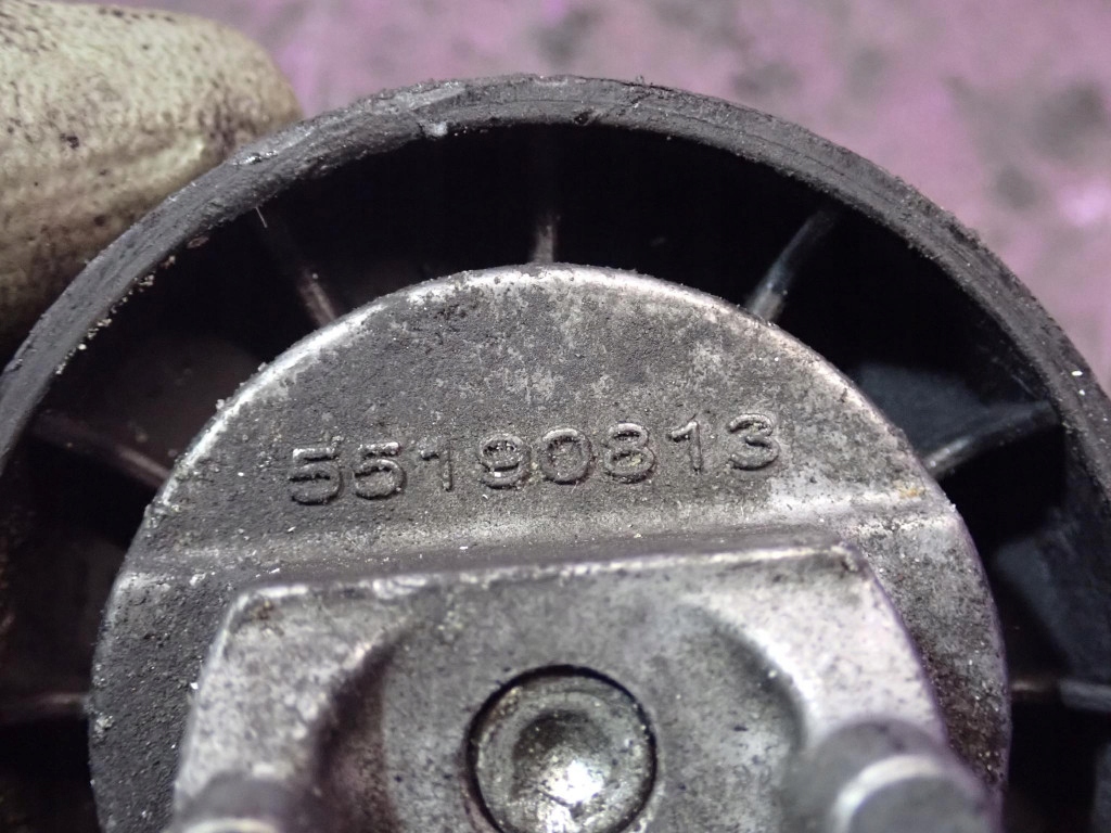 Fiat freemont 2,0 jtd 939b5000 940a5000 натяжитель ролик натяжителя 55190813 с Разборки
