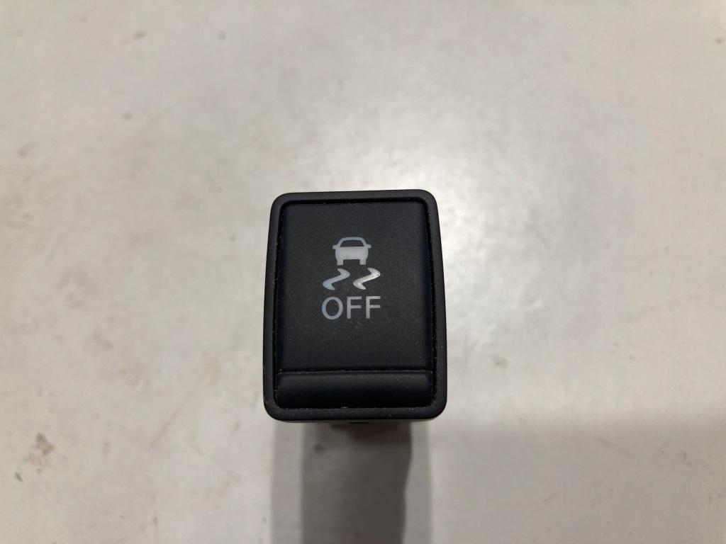 фото №1, Переключатель кнопка зарядка 08349 1 nissan leaf 3nf0a