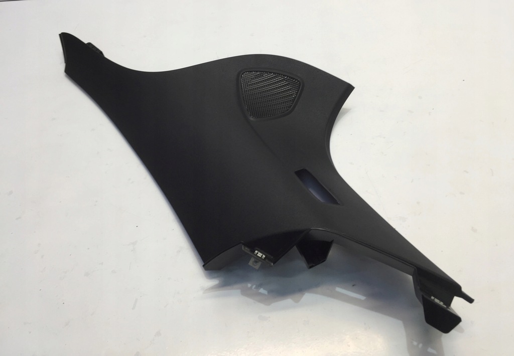 фото №1, Mercedes glc x253 захист обшивка стійка задня правий