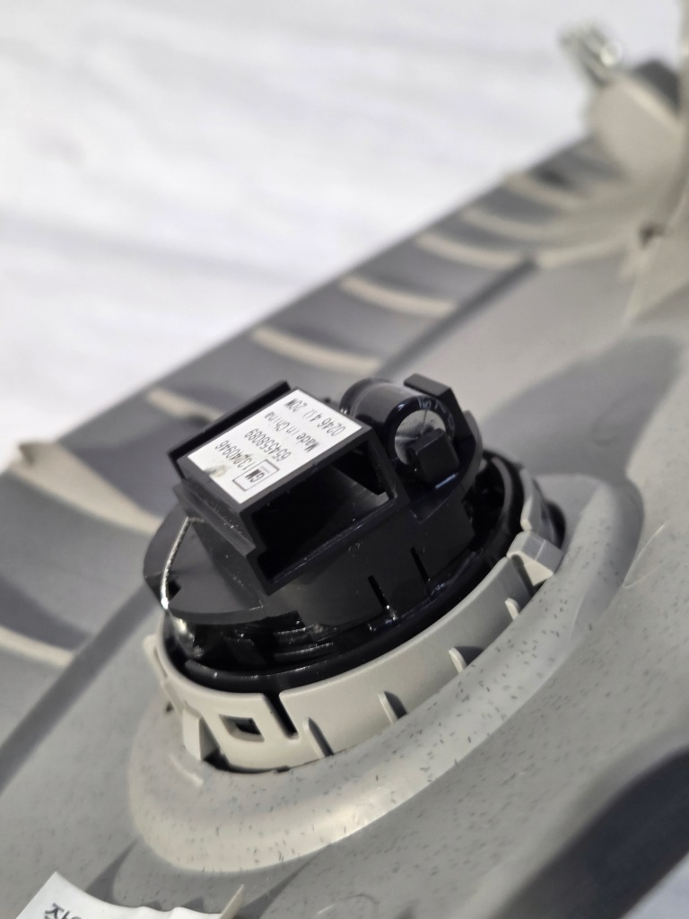 Передня ліва захист пластик стійка opel mokka a 95190866 Зі Шроту