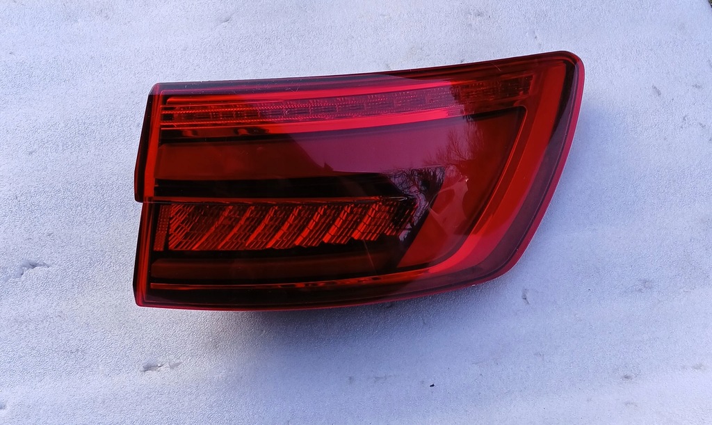 фото №1, Audi a4 b9 kombi права сторона