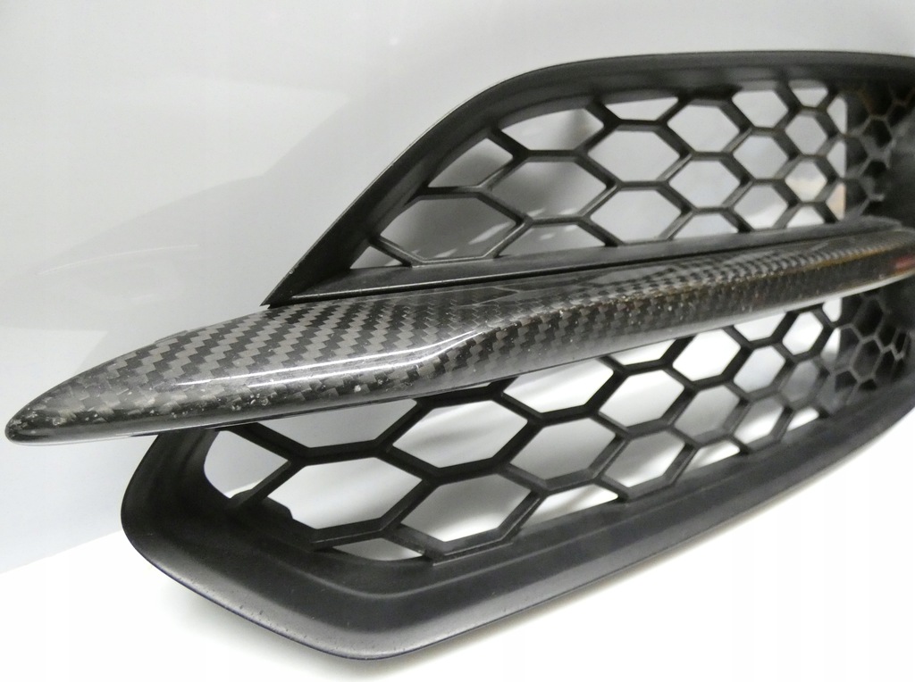 фото №11, Audi a8 s8 d4 lift карбон 4h0807680 4h0807679 решётки решётка бампера kpl