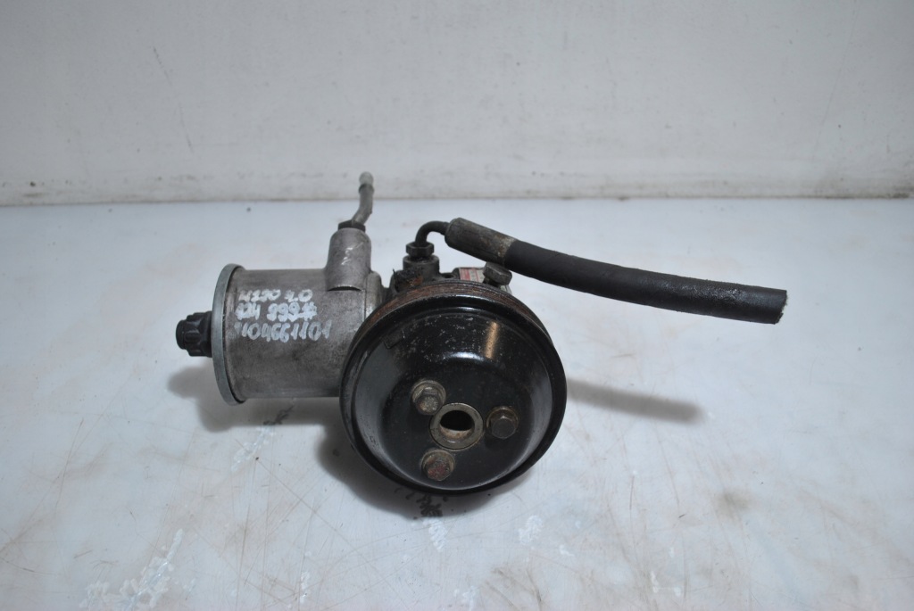 фото №1, Насос усилителя mercedes w220 4.0 2104661101