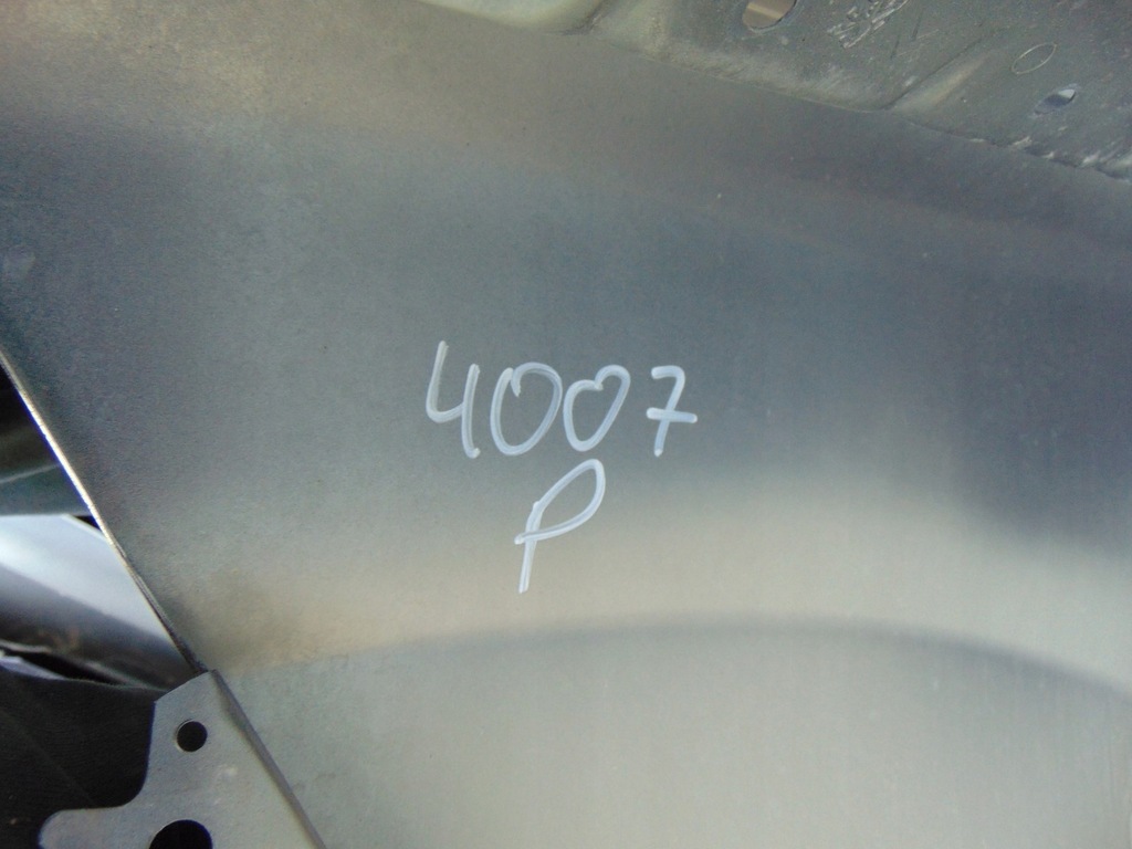фото №16, Крыло правый перед peugeot 4007 a39
