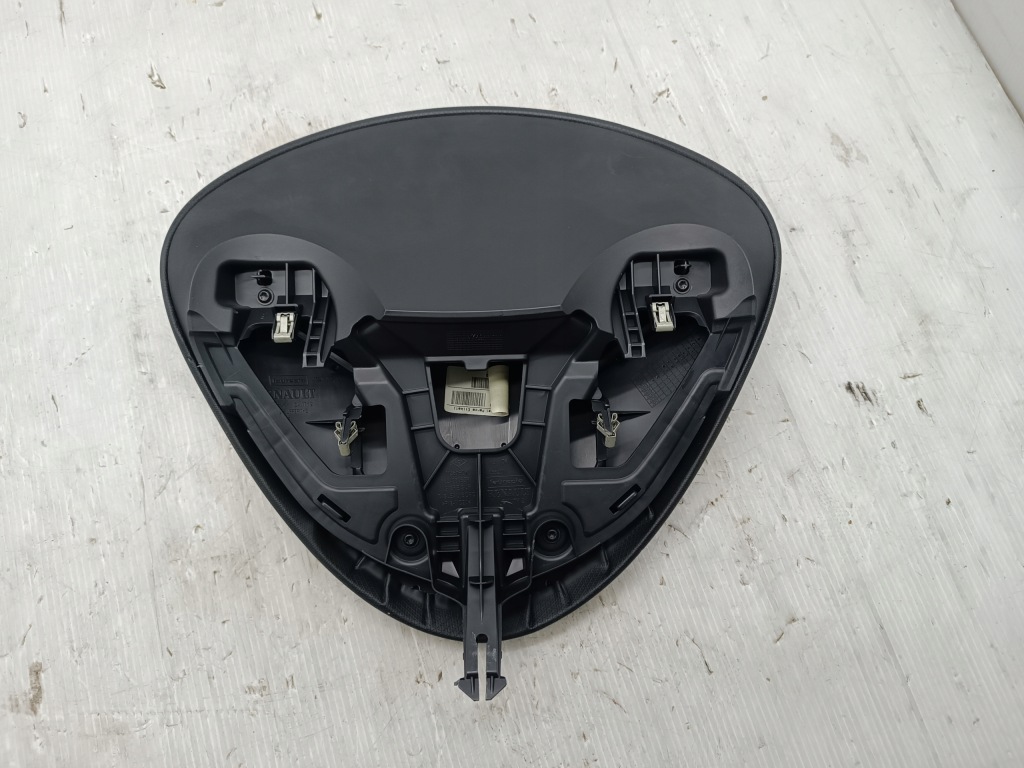 Козырёк спидометра renault clio rs iv 682408065r Цена