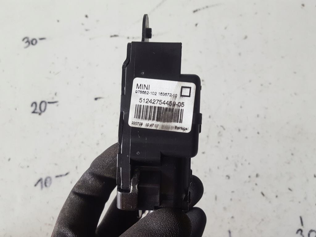 фото №3, Mini clubman r55 07-11r замок дверь задняя задних