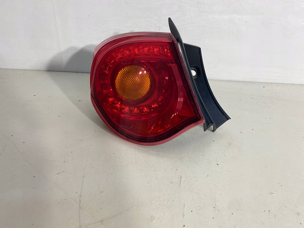 фото №1, Лампа лівий задня ліва задня alfa romeo giulietta eu