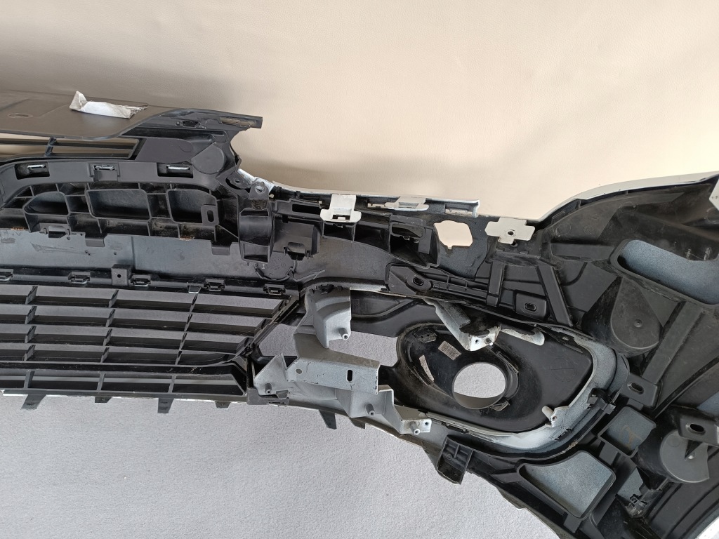 Renault megane 3 рестайлинг  2013-2015 бампер перед передний омыватель Доставка