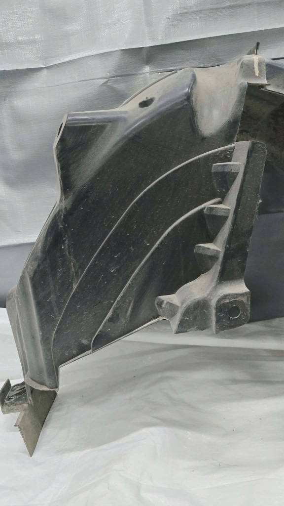 фото №3, Підкрилок задні праве renault arkana 767485476r