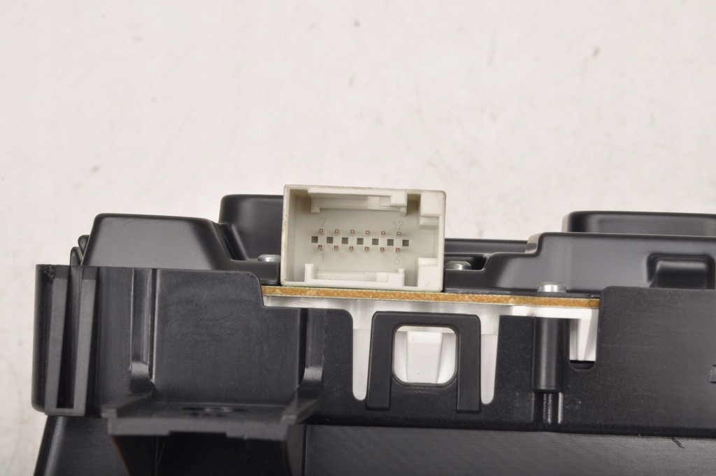 фото №10, Opel signum 3.2 v6 211km счетчик приборы 13186666cl europa