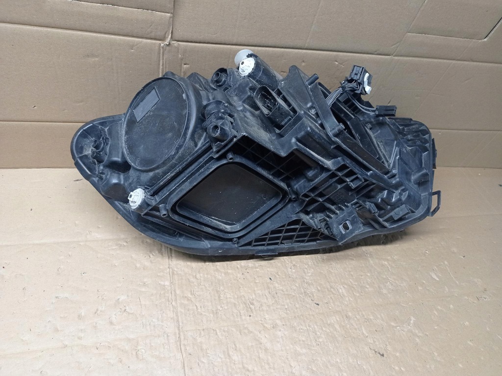 фото №9, Лампа фара левый mercedes w177 europa