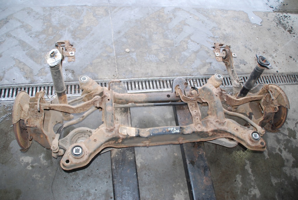 фото №4, Volvo v60 i s60 ii балка подвеска задняя 10-13r