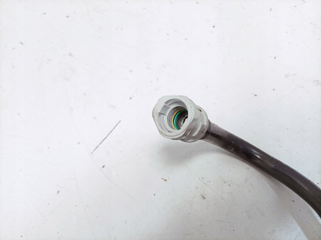 фото №12, Bmw i8 2016 фильтр паров топлива