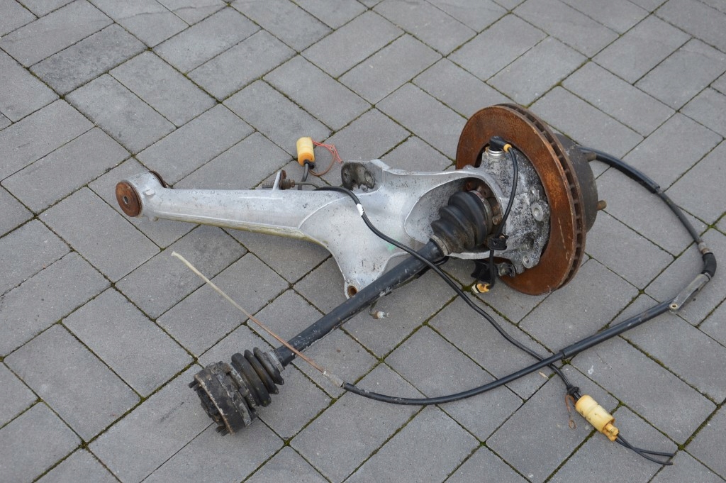 фото №1, Porsche 944 s2 3.0 привідний вал правий задня