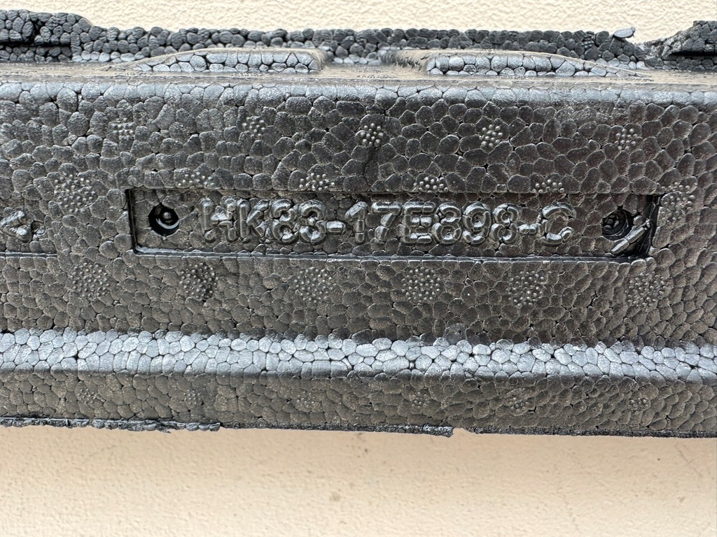 фото №13, Jaguar f-pace x761 пена абсорбер бампера перед hk83-17e898-c