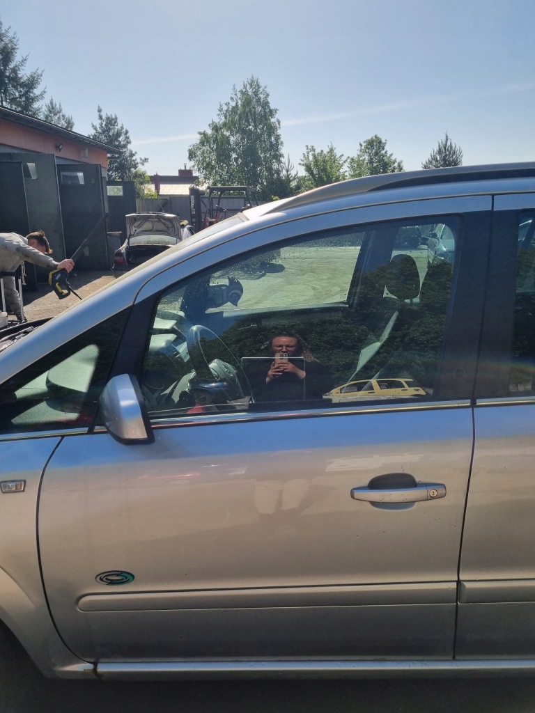 Купить Opel zafira b 05-08 z157 дверь левый перед eu