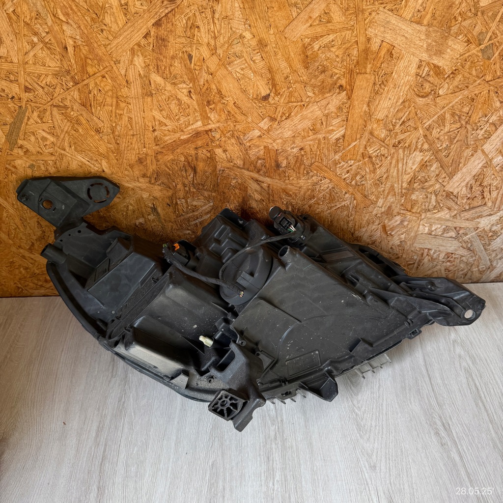 фото №5, Лампа передня ліва peugeot 2008 ii led 9833036380