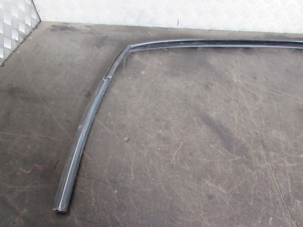 фото №6, Прокладка правый перед 13290344 opel astra h 04-14r.hb 5d