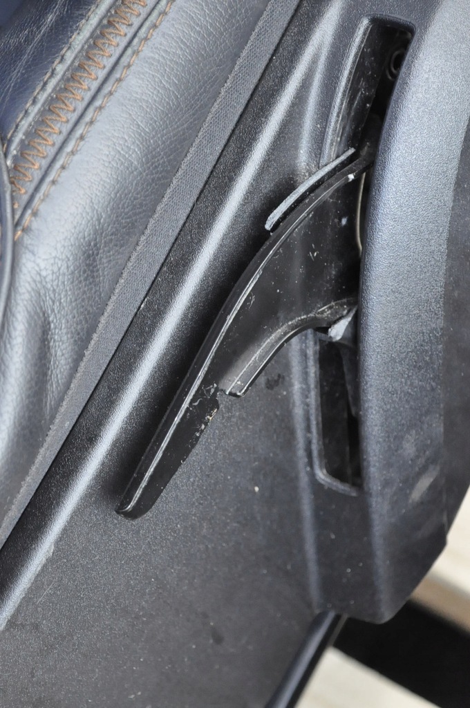 фото №14, Volvo v40 ii cross country cc сиденье водителя левый кожаный