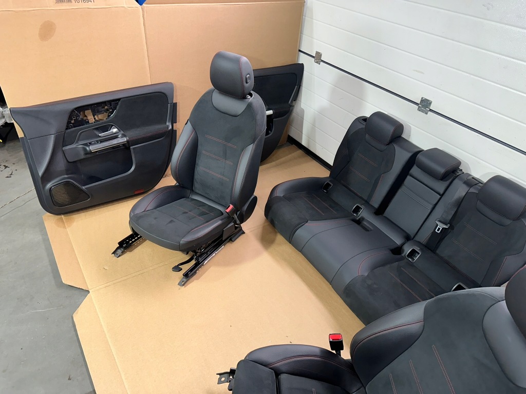 фото №13, Сидіння, заднє сидіння, салон, обшивки, середина mercedes eqa w243 alcantara, europa