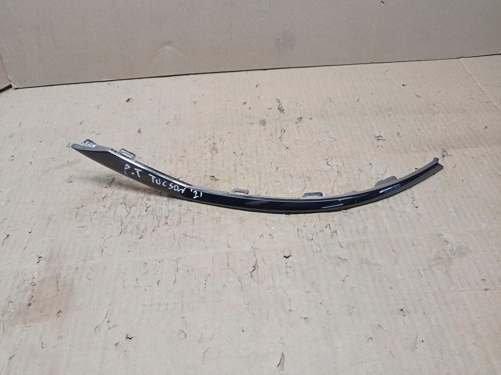 фото №1, Молдинг бампера правий задня hyundai tucson 2021