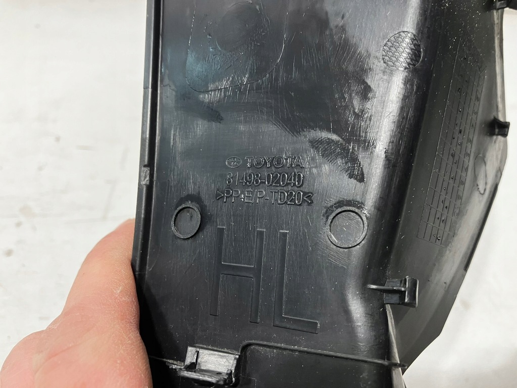 фото №6, Corolla e21 хетчбек заглушка лампи лівий задня