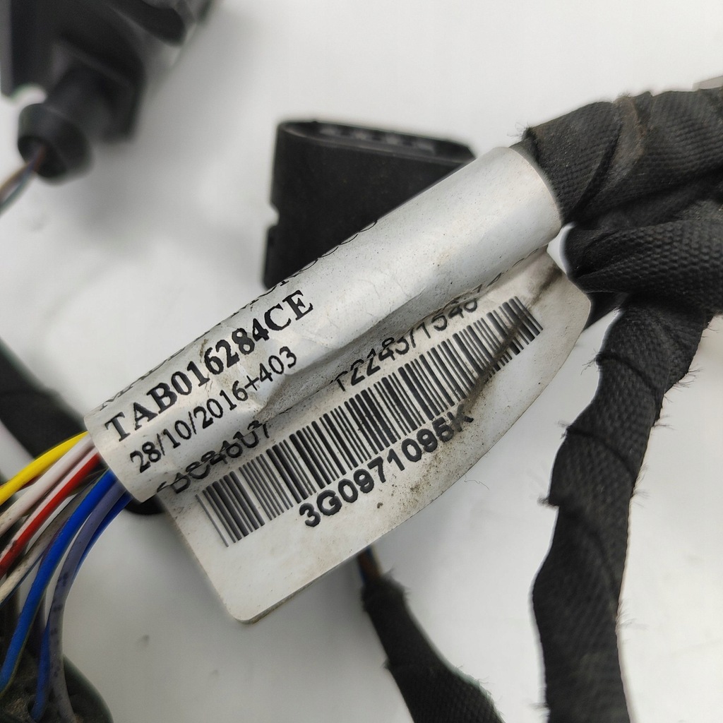 фото №6, Volkswagen passat b8 2018 жгут трубопровод датчика парковки pdc