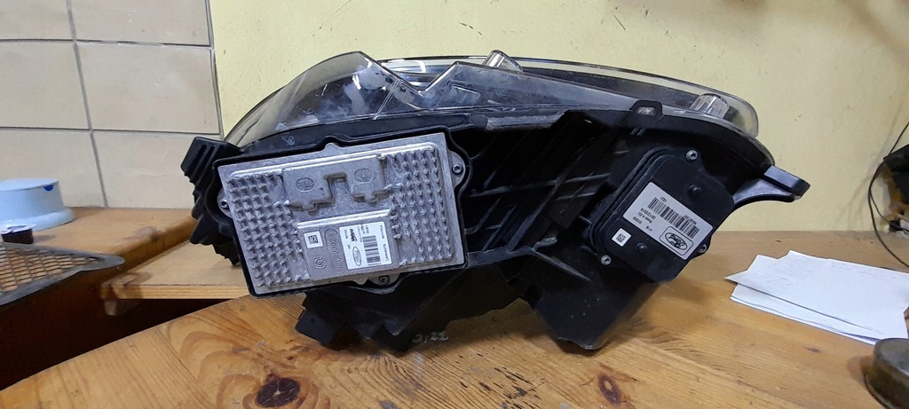 фото №6, Ford s-max лампа правый перед 2 преобразователи