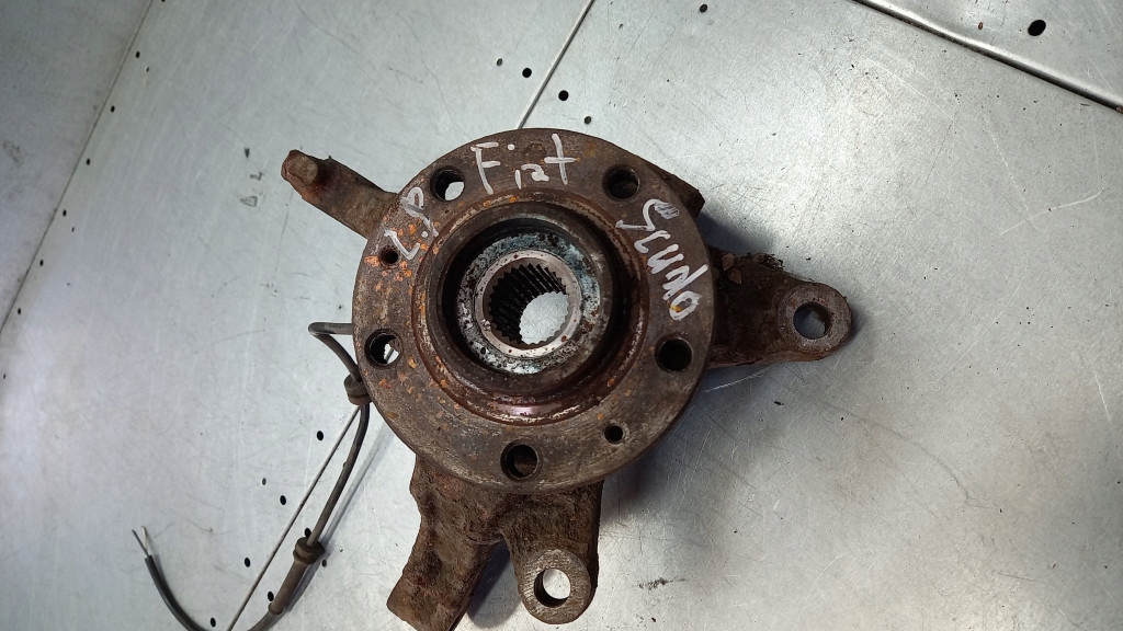 фото №1, Поворотный кулак левая перед fiat scudo ii 07r 1.6d