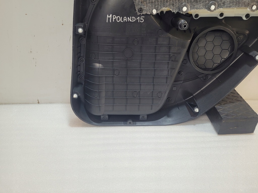 фото №10, Yeti обивка обшивка дверь левый задняя 5l0867211