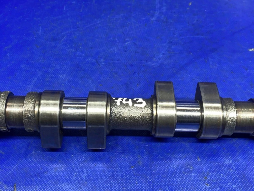 фото №6, Вал распределительного вала audi a4 s4 b6 8e 8h 06b109115a 2.0 b alt