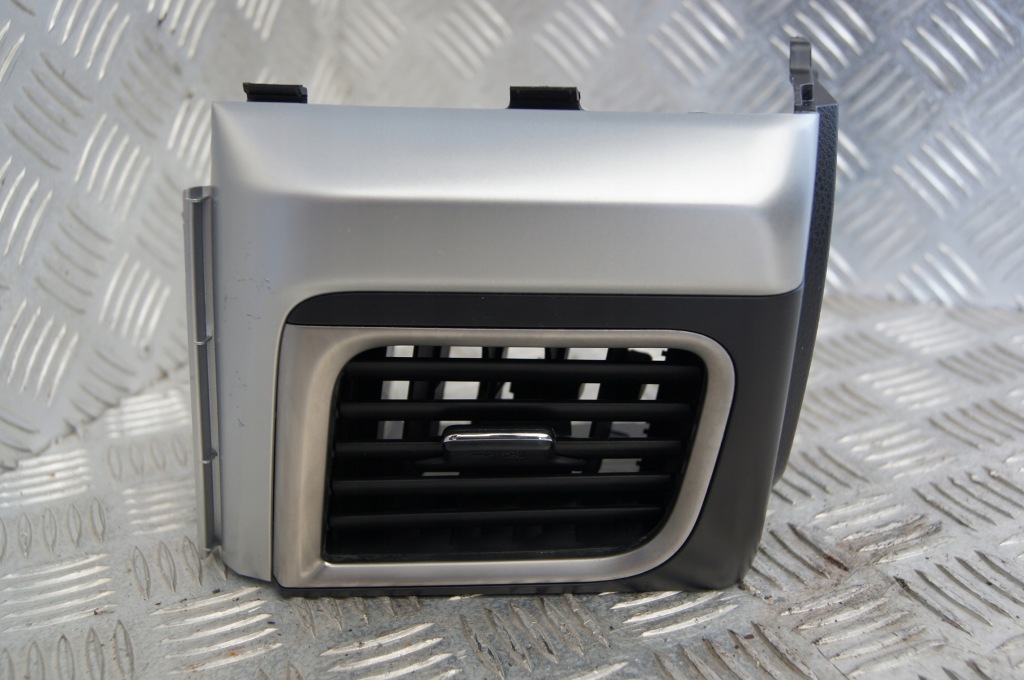 фото №1, Toyota highlander iii usa решётка обдув 55686-0e010