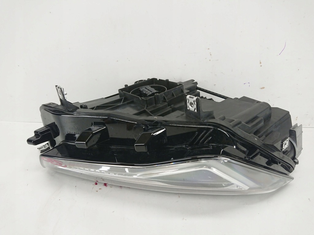 Seat ateca рестайлінг  576 led фара правий передня Оригінал