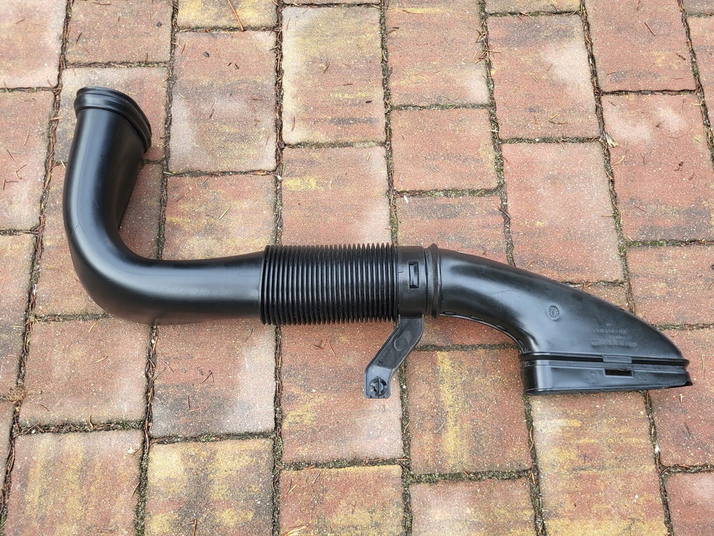 фото №1, Труба воздуха воздухозаборник mercedes slk r172 6510900042