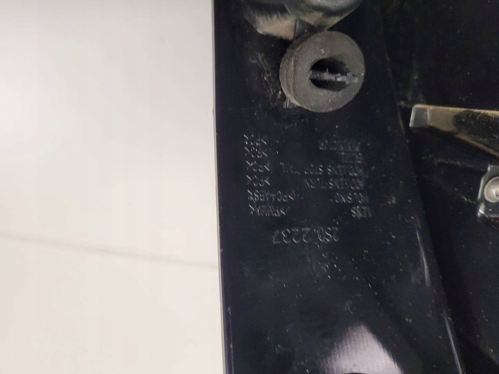 фото №8, Лампа задняя правая сторона opel crossland x 2019 39137520