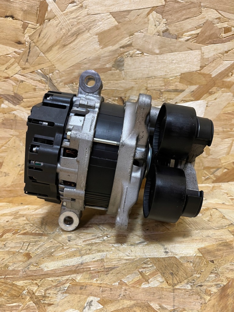 Комплектний  генератор subaru xv рестайлінг  forester crosstrek 2.0 ben 23700 ab080 Недорого