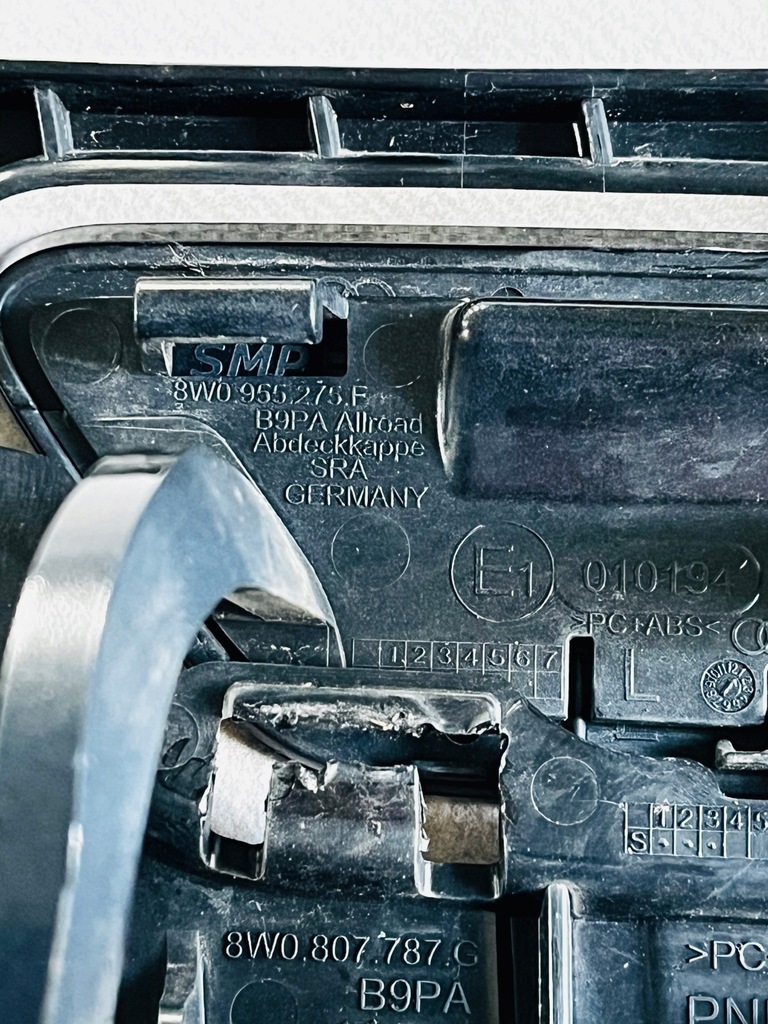 фото №8, Audi a4 b9 lift allroad 8w9 заглушки омывателя комплект 8w0955275f