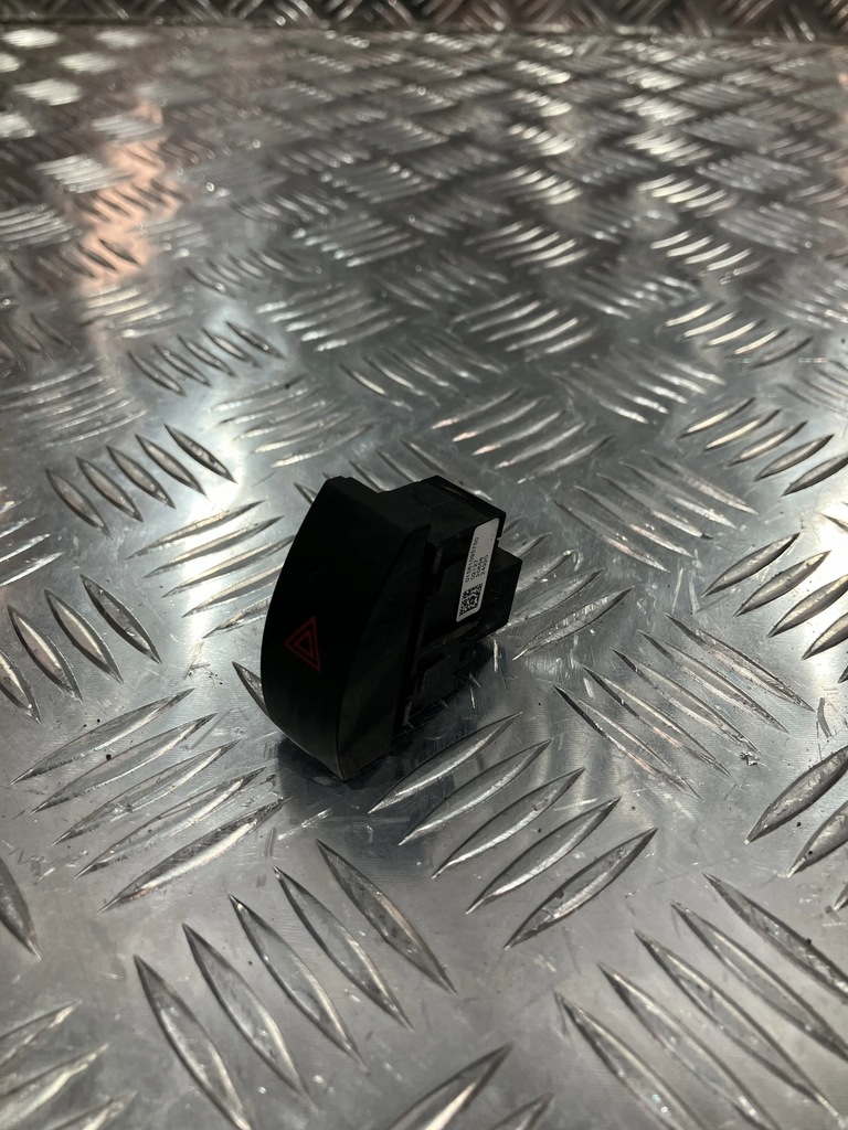 фото №1, Кнопка света аварийных alfa romeo giulia 15-