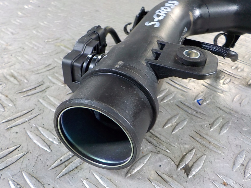 фото №2, Suzuki sx4 s-cross 22- труба шланг повітря