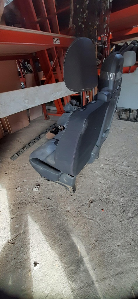 фото №8, Сиденье лавка заднее сиденье левый перед левая передняя uk renault trafic iii