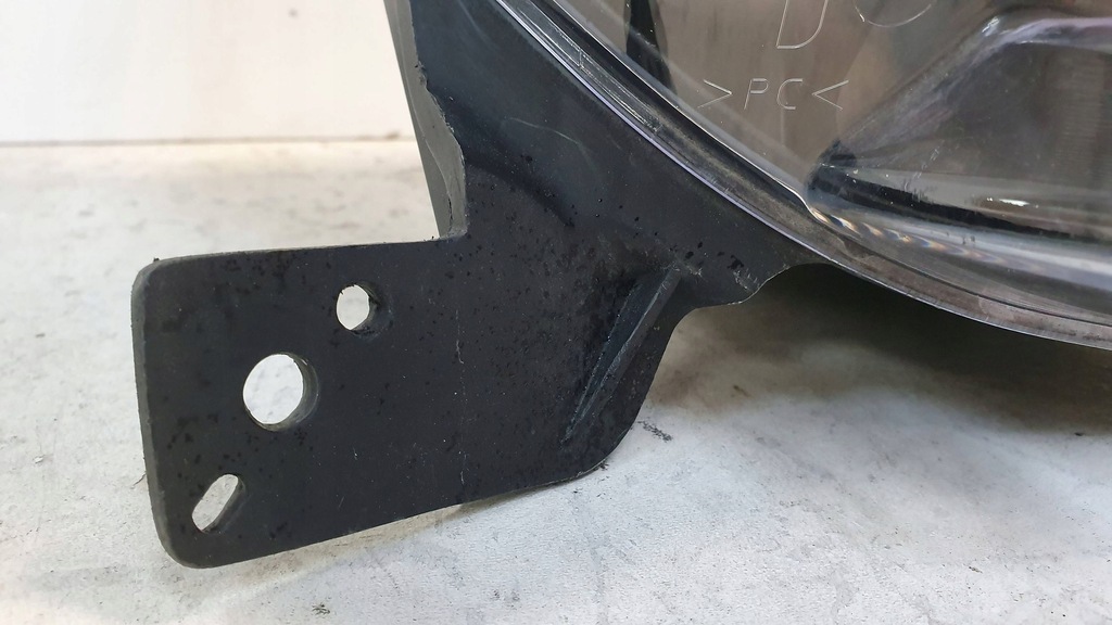 фото №7, Лампа перед правая a4539061301 smart forfour w453 14-