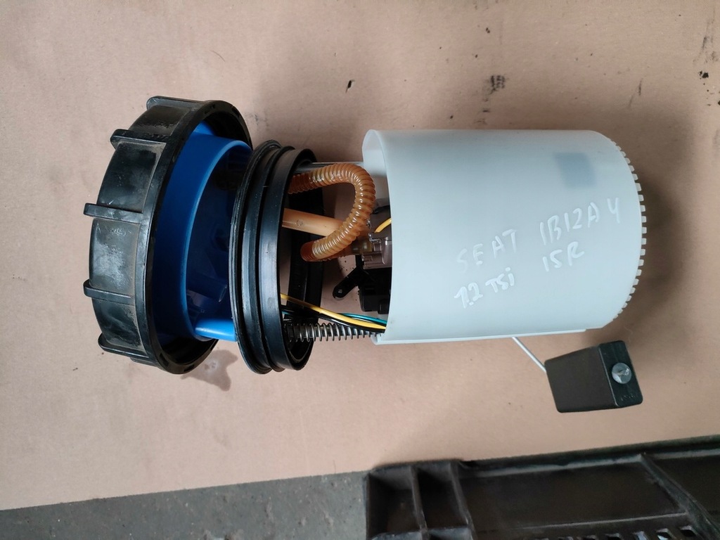 фото №1, Seat ibiza 4 1.2tsi насос пального