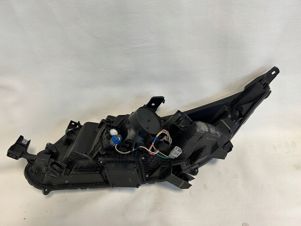 фото №9, Mitsubishi eclipse corss 18- лампа правая перед led