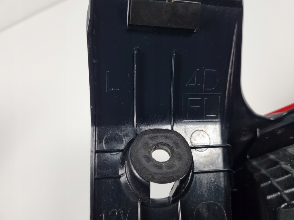 фото №6, Subaru impreza xv ii 2017- лампа led правая задняя задняя 84201-fl051