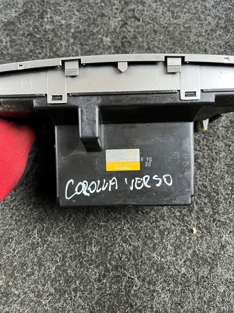 фото №10, Toyota corolla verso ii панель управление обдув 559000f030