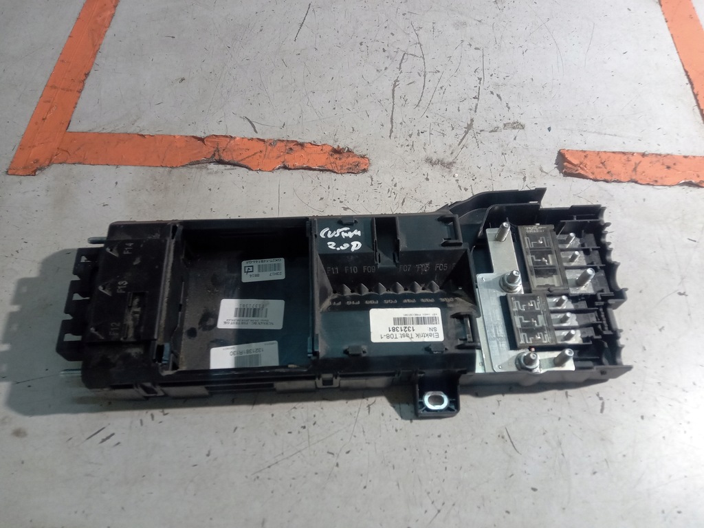 фото №1, Ford custom lift коробка bezpiezników 2.0 tdci