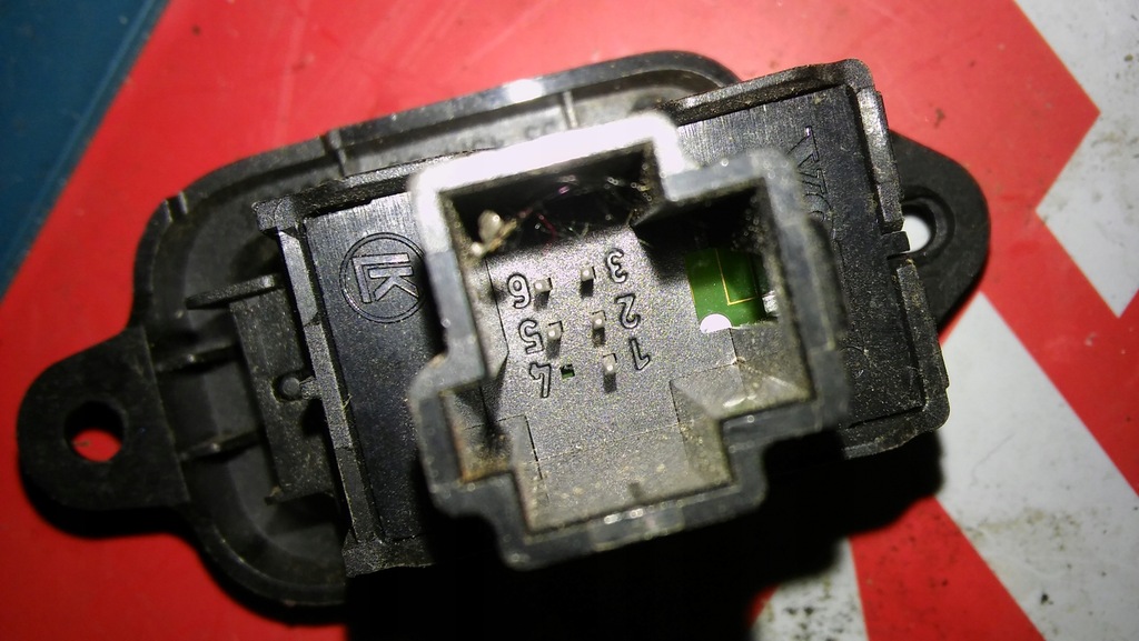 фото №7, Панель управление окон зеркал volvo v50 s40 c30